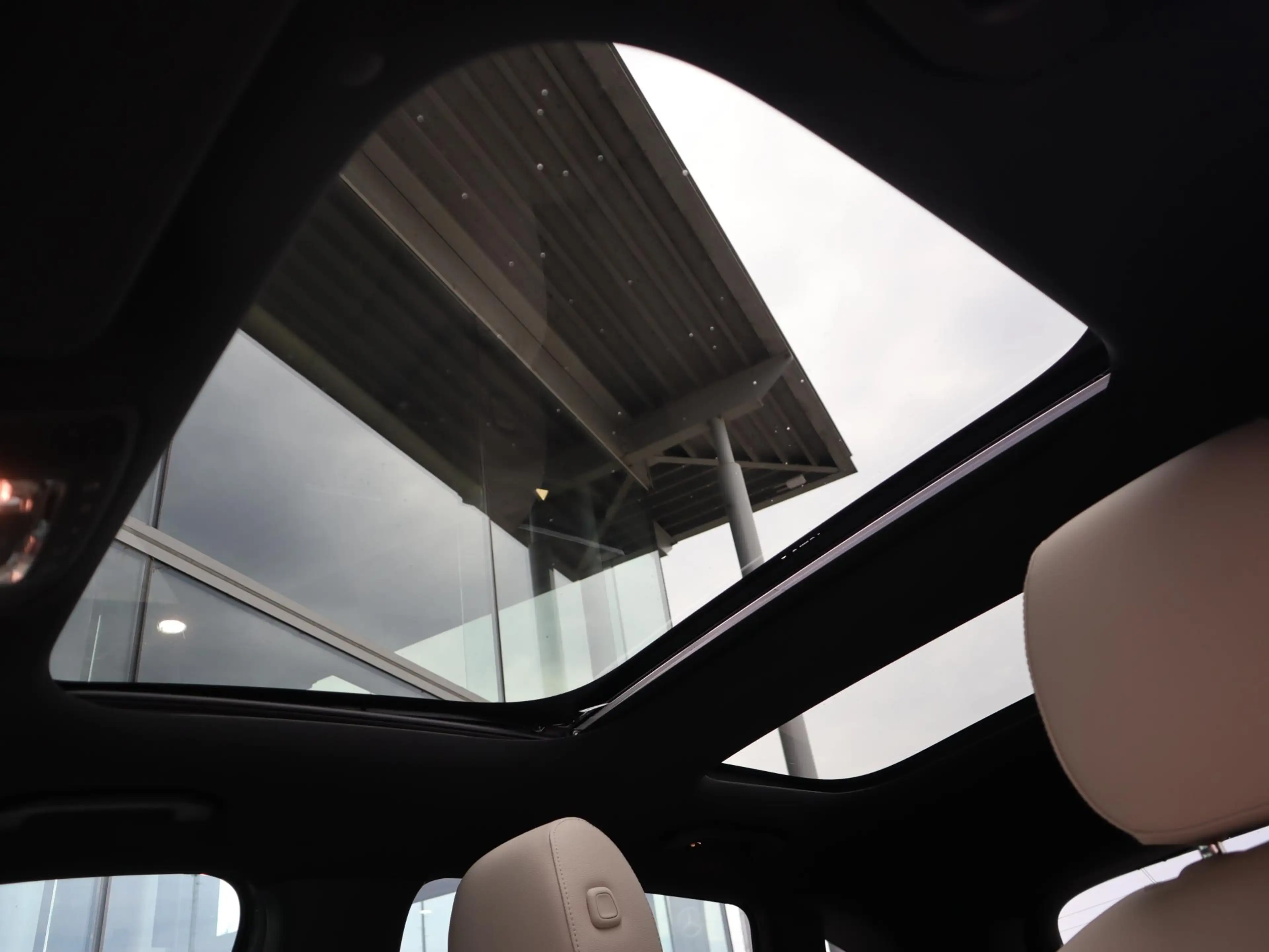 Mercedes-Benz B 250 e Business Solution Luxury Line — photo 13