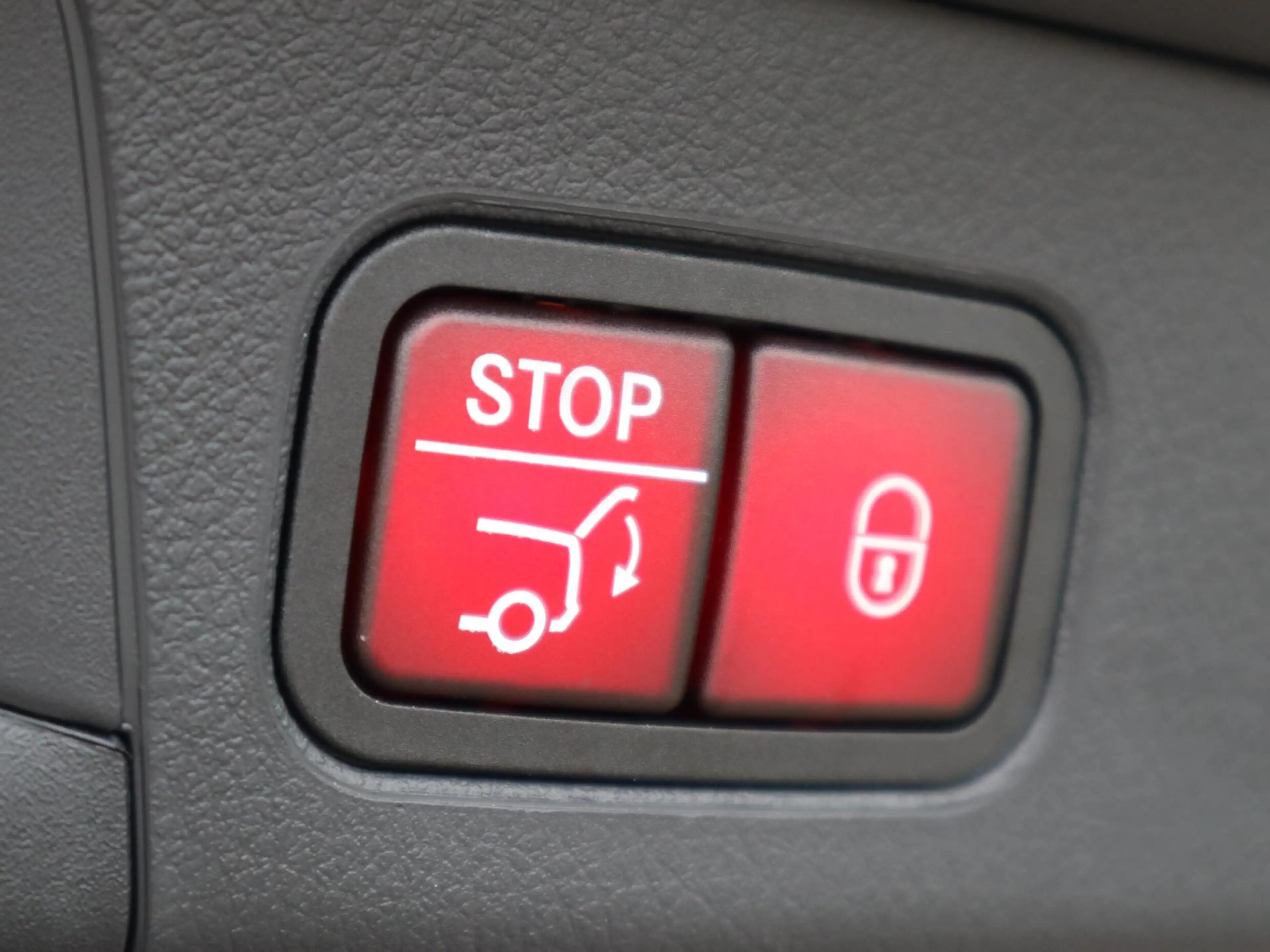 Mercedes-Benz B 250 e Business Solution Luxury Line — photo 9