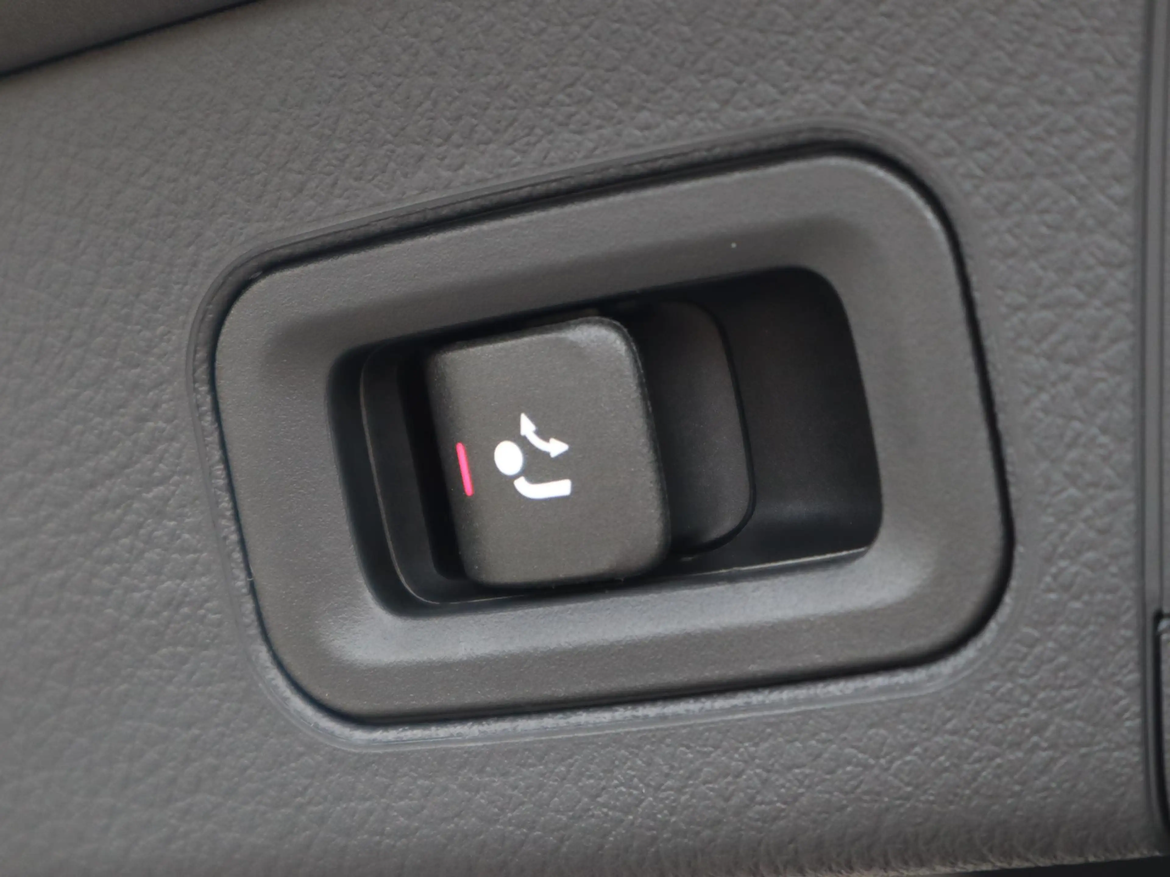 Mercedes-Benz B 250 e Business Solution Luxury Line — photo 10