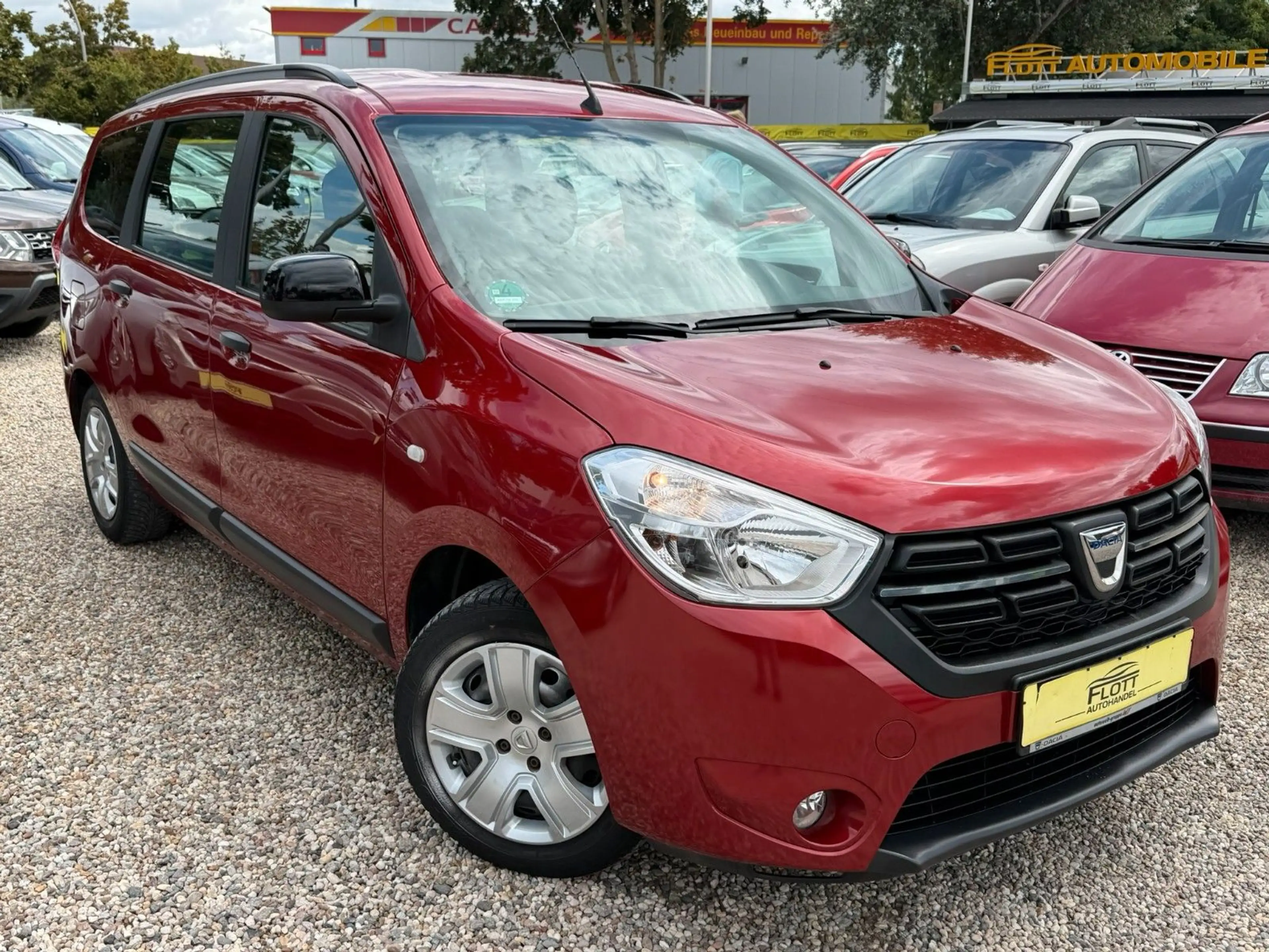 Dacia Lodgy Comfort *2.HD*Klima*Navi* TÜV Neu