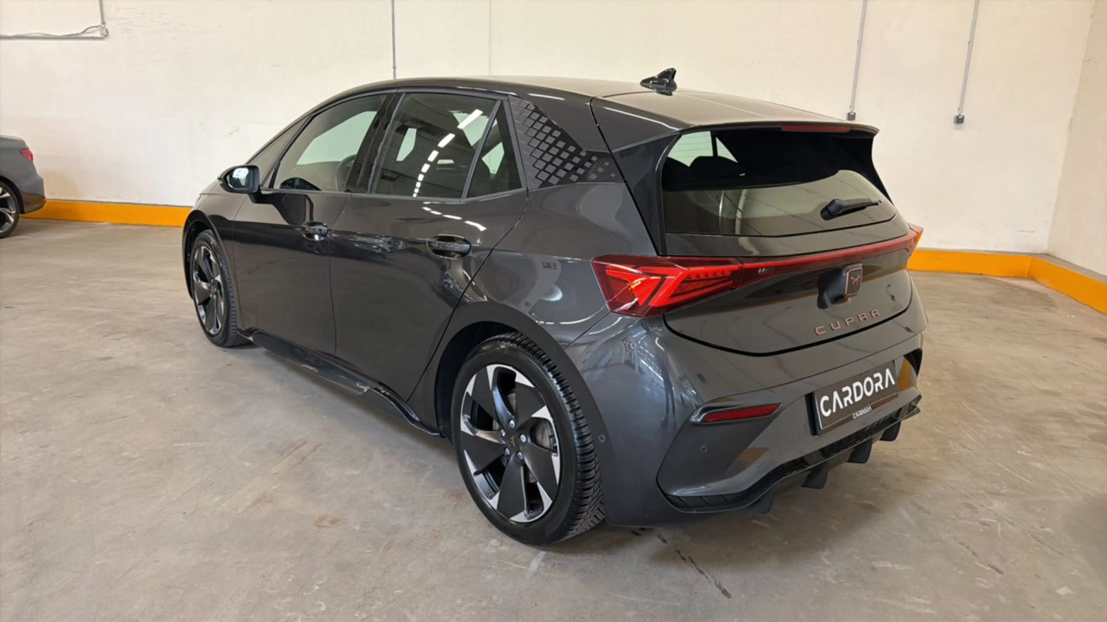 CUPRA Born LED*VIRTUAL COCKPIT*SHZ*LENKHZ*ASSIST*RADAR*RFK — photo 4
