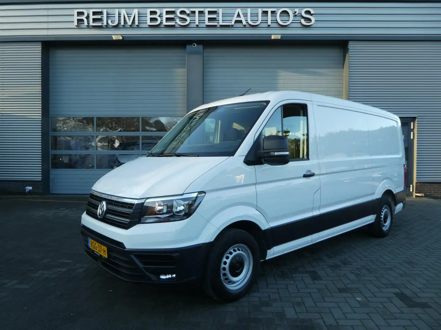 Volkswagen Crafter 35 2.0 TDI L3H2 (L2H1) airco automaat sortimo Wit - 1