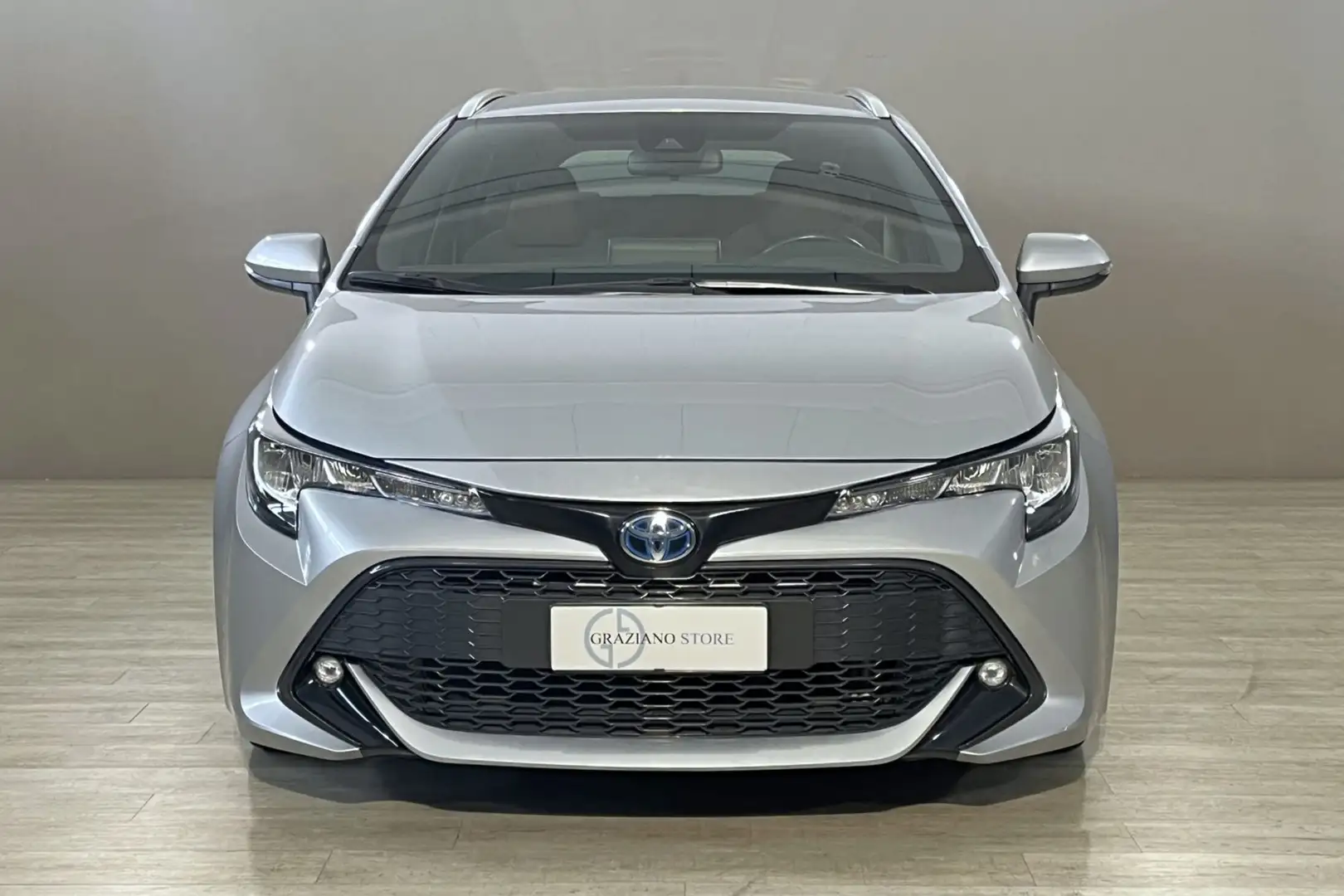 Toyota Corolla Touring Sports 1.8 Hybrid Grau - 2