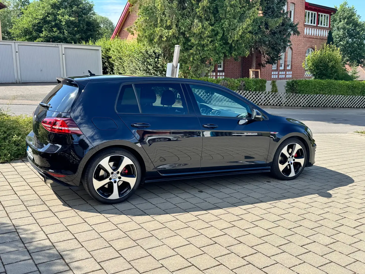 Volkswagen Golf GTI Golf GTI BlueMotion Technology DSG Schwarz - 1