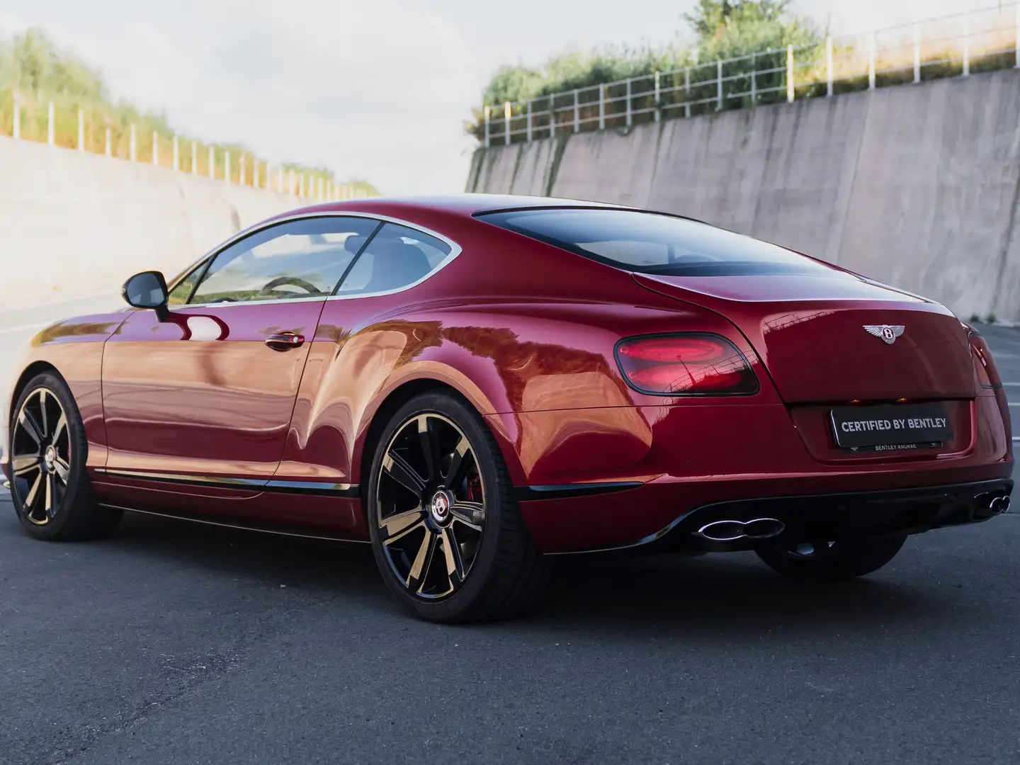Bentley Continental V8 S Concours Series Rouge - 2