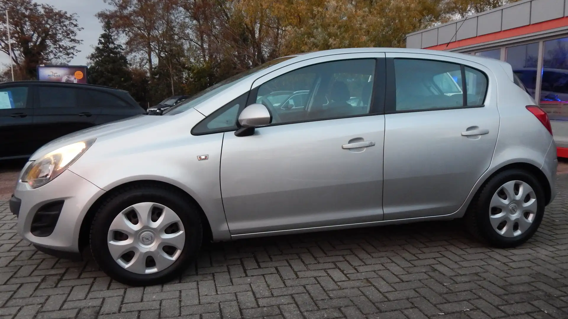 Opel Corsa Edition KLIMA DIESEL ERST 84TKM! Grau - 2
