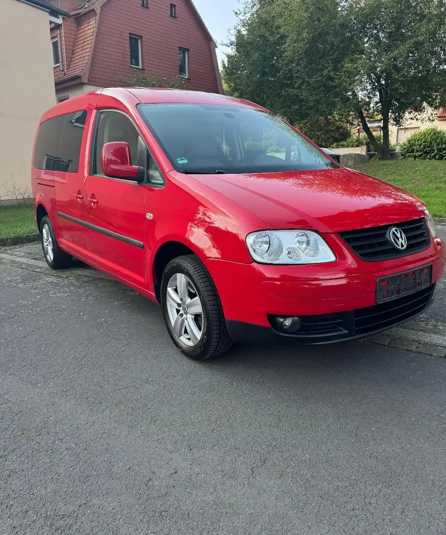 Volkswagen Caddy Maxi*7-Sitzer*KlimaautomatikSHZ*PDC* Червоний - 1