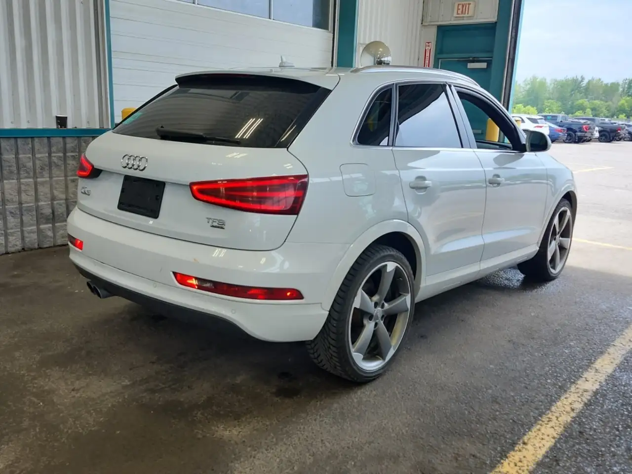 Audi Q3 снимка Audi Q3
