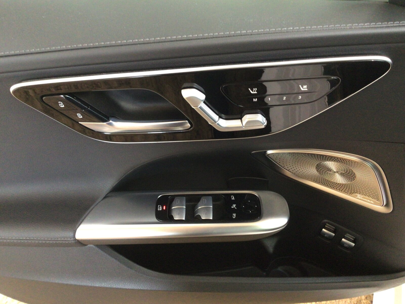 Mercedes-Benz C 300 C 300 e T AMG Premium Plus/Night/Pano/Distr/Head — photo 14