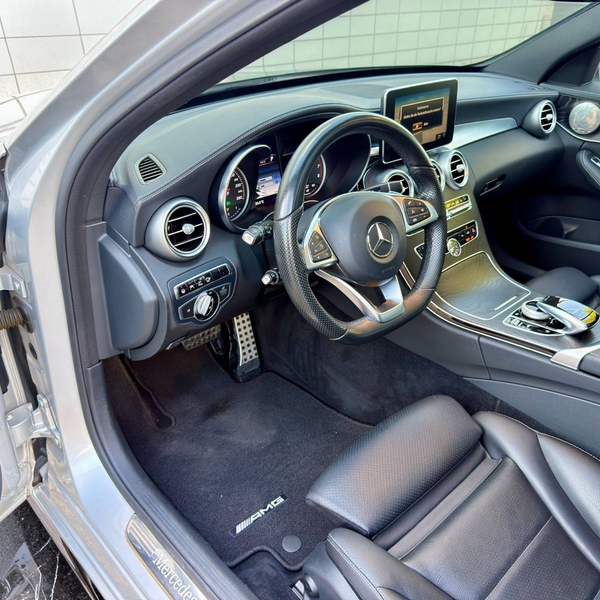 Mercedes-Benz C 400 C 400 T*4Matic*C43 AMG Optik*Panorama*360° Kamera — photo 10