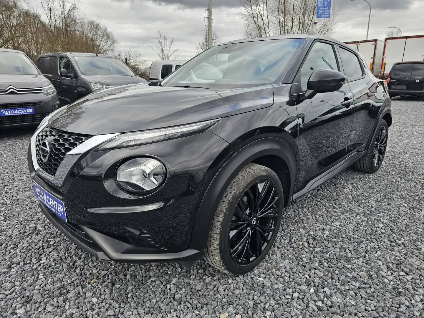 Nissan Juke 1.0 DIG-T Enigma // 1er PROPRIO / GARANTIE 1 AN // Noir - 1