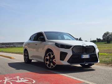 X2 U10 edrive 20 MSport Pro