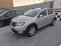 Dacia Sandero 0.9 TCE Stepway 90 Plateado - thumbnail 3
