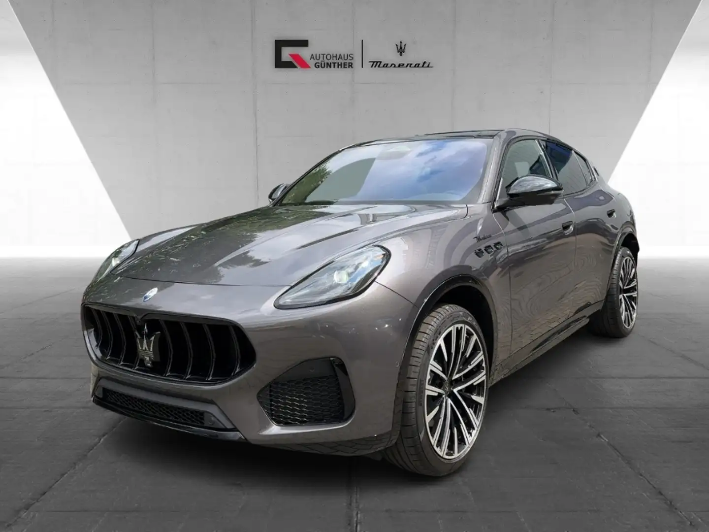 Maserati Grecale Modena MY25 330PS-PANO-360-21 Zoll-5J. GA Szürke - 1