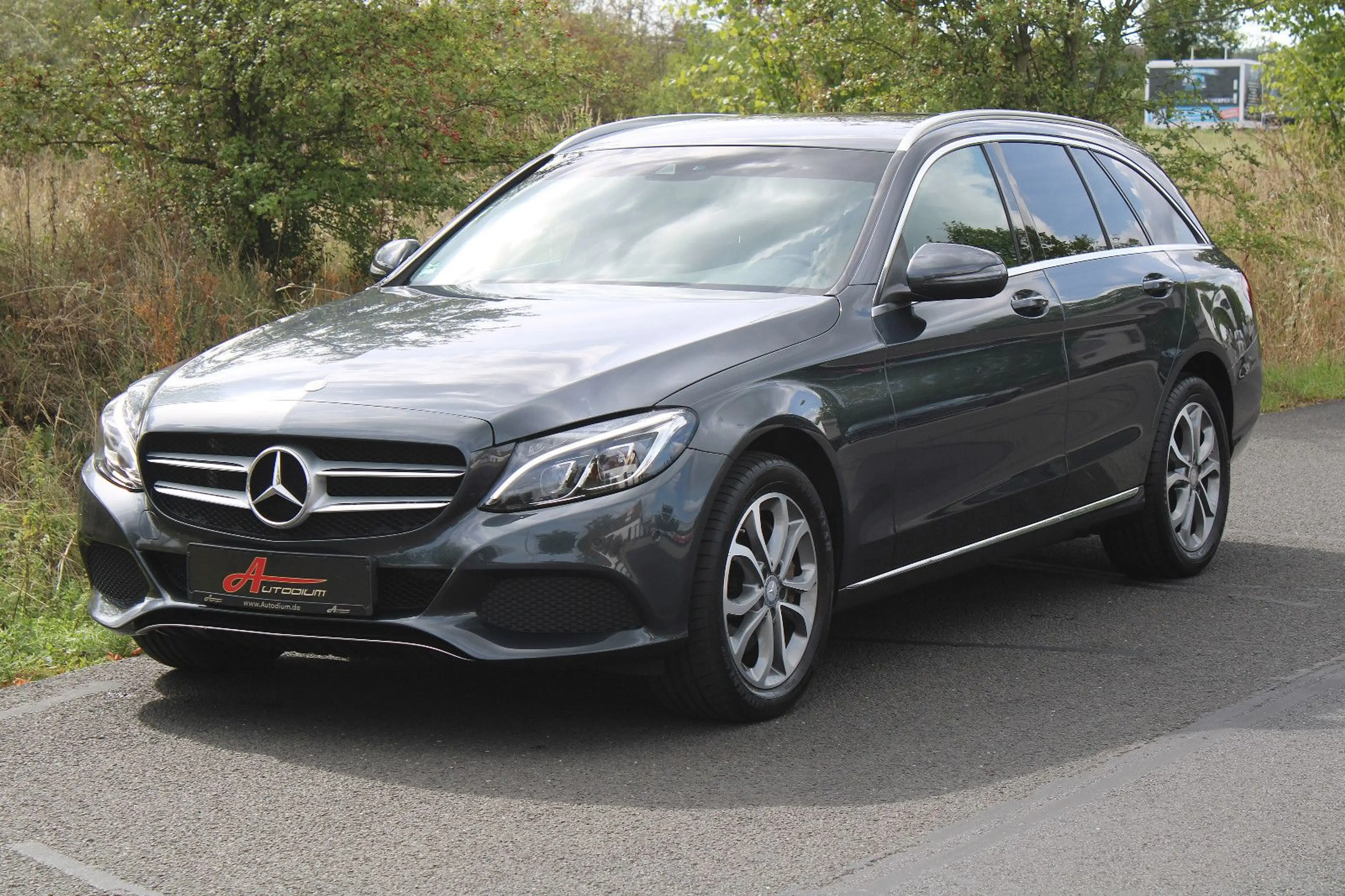 Mercedes-Benz C 250 d Avantgarde/Kamera/AHK!/Leder/ILS/Ambiente — photo 7