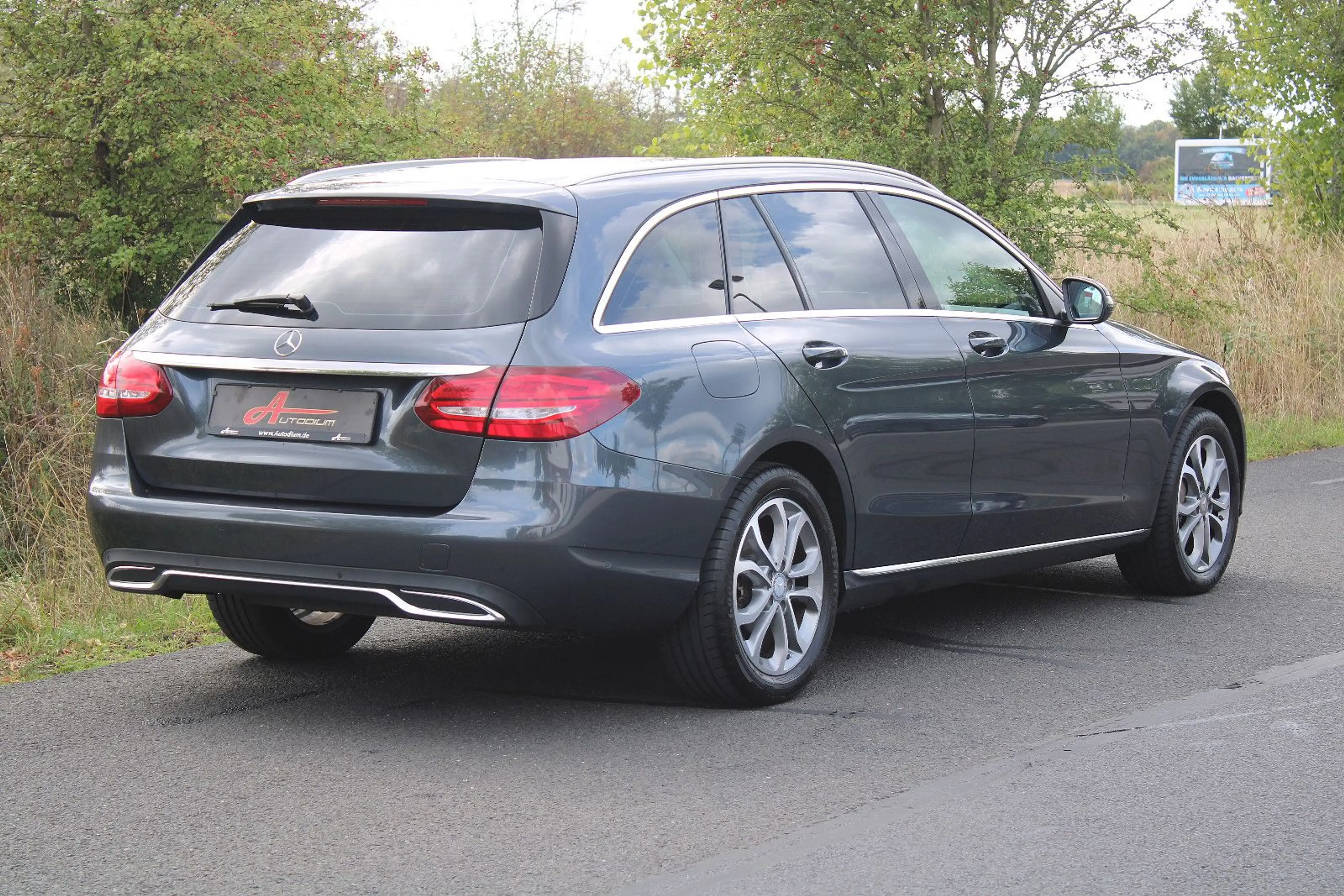 Mercedes-Benz C 250 d Avantgarde/Kamera/AHK!/Leder/ILS/Ambiente — photo 3