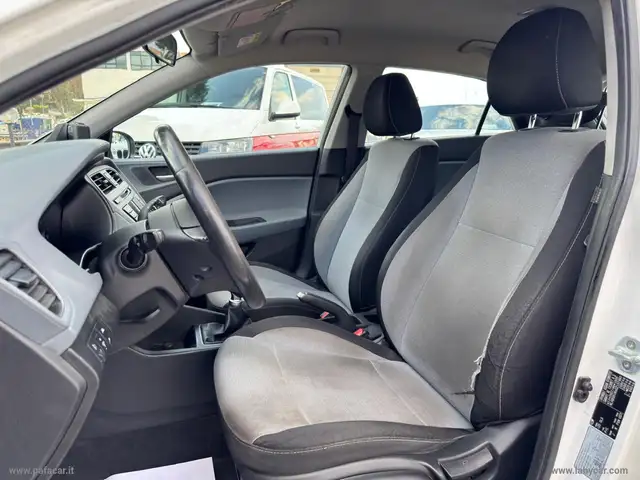 Hyundai I20 view 7
