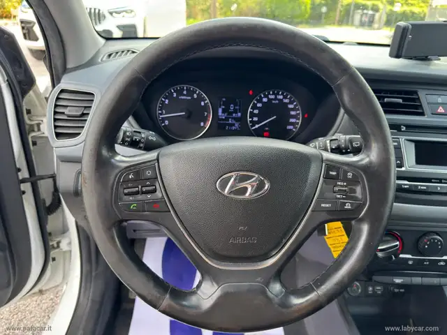 Hyundai I20 view 10