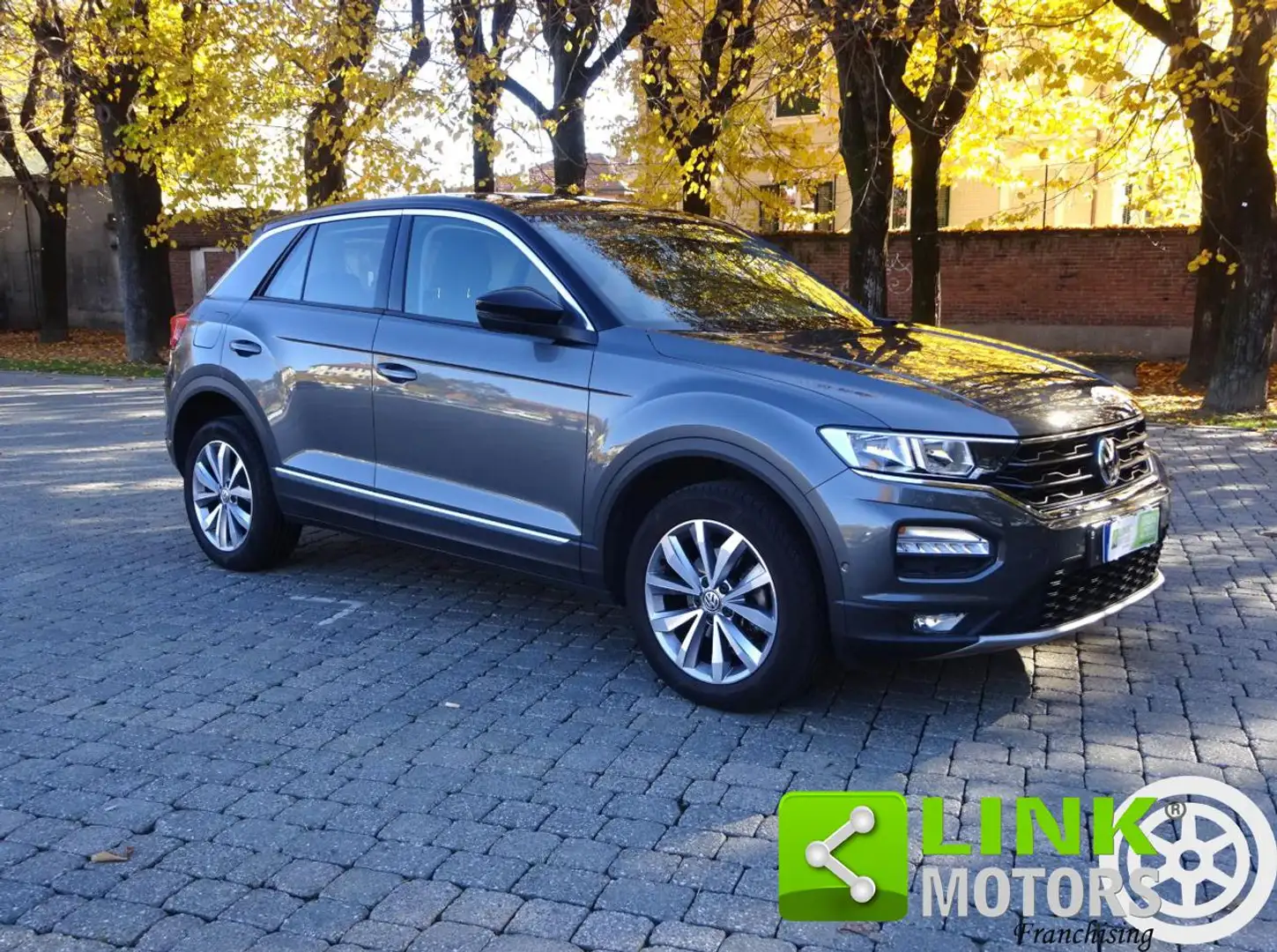 Volkswagen T-Roc 1.0 TSI 115 CV Style Neopatentati GARANTITA Gris - 2