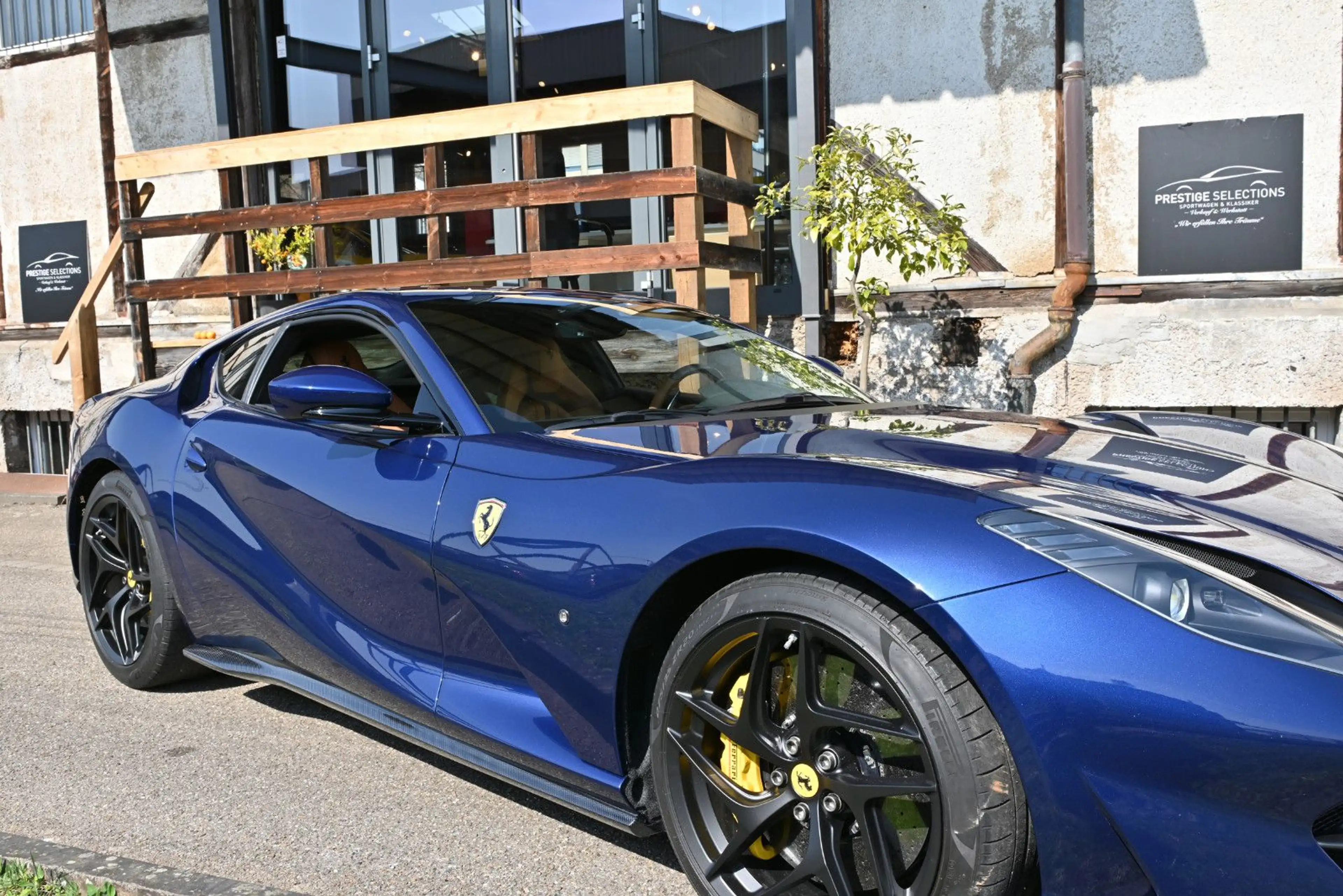 Ferrari 812 Superfast/Carbon/Power Garantie/LED/SiHe/Top — photo 9
