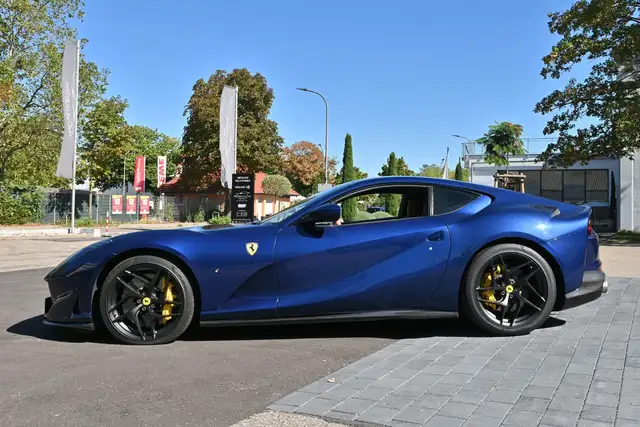 Ferrari 812 view 3