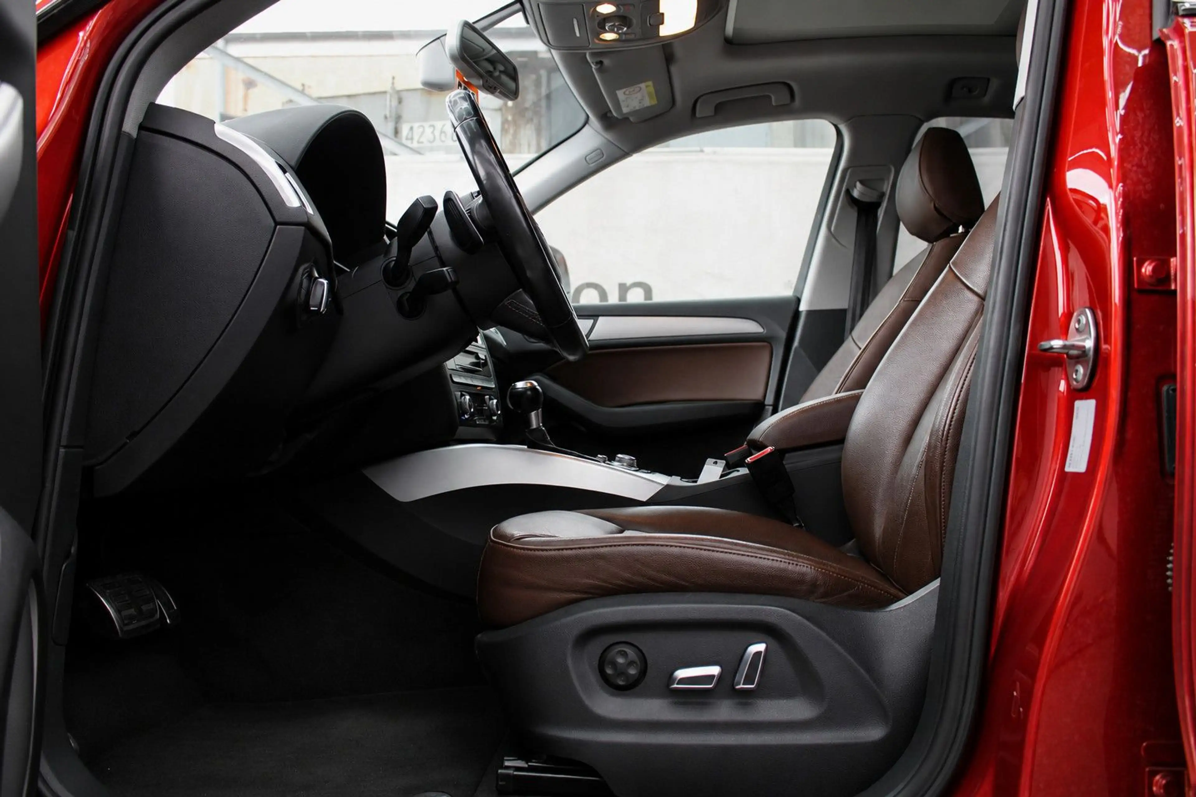 Audi SQ5 3.0 TDI*quattro*Inspek.Neu*B&O*Panorama*AHK* — photo 8