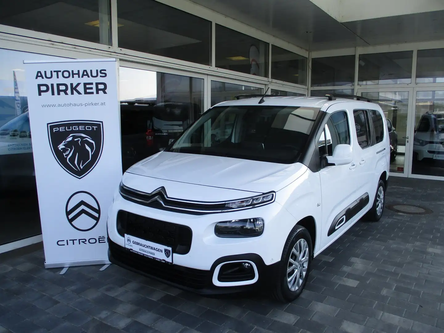 Citroen Berlingo Feel XL BHDi 130, 7-Sitze Weiß - 1
