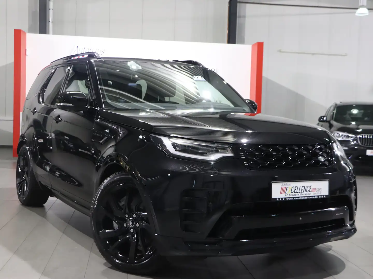 Land Rover Discovery 5 SE D300 AWD R-DYNAMIC BLACK SPORT 1A Negro - 1