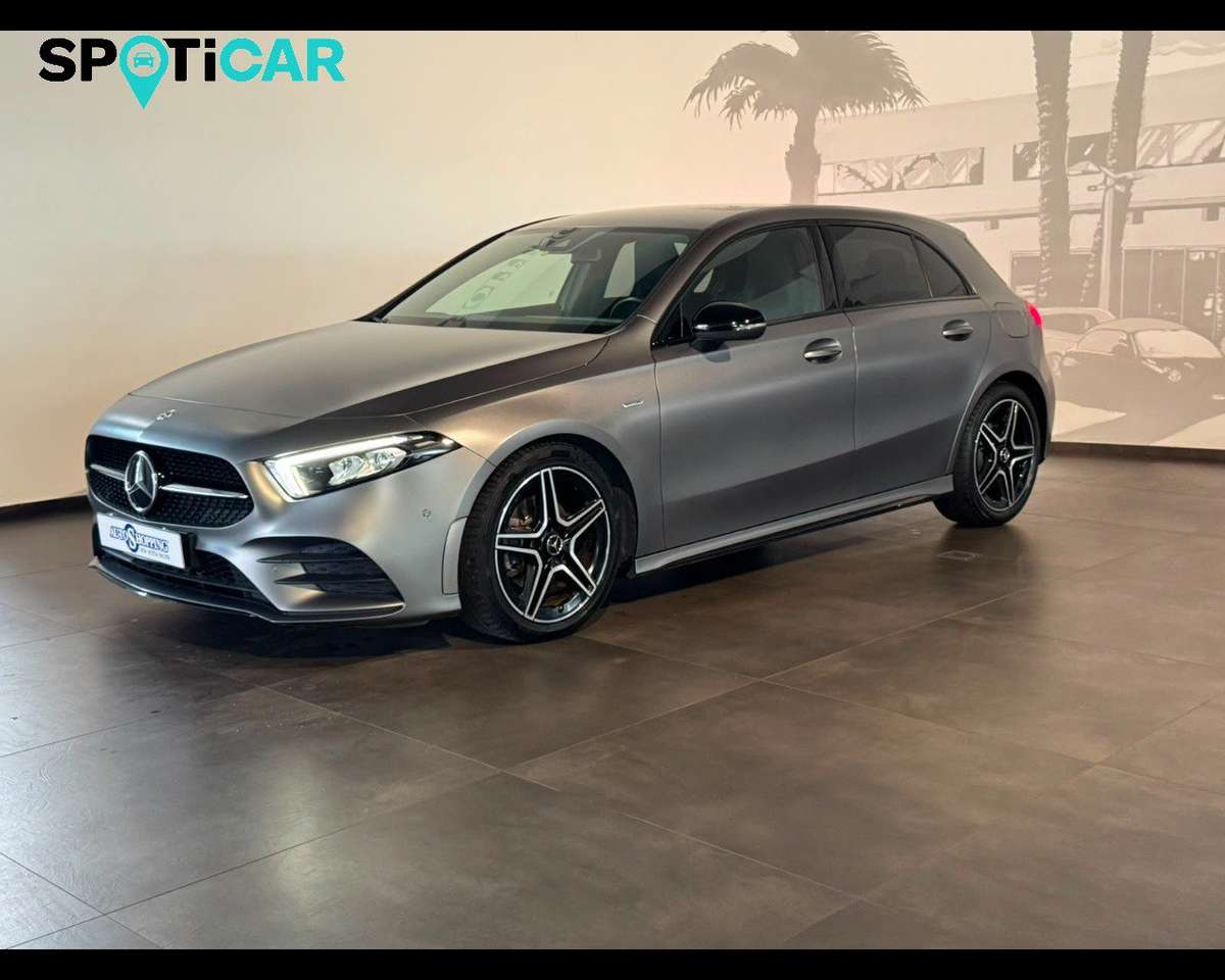 Mercedes-Benz A 180 - W177 A 180 d Premium Night edition auto