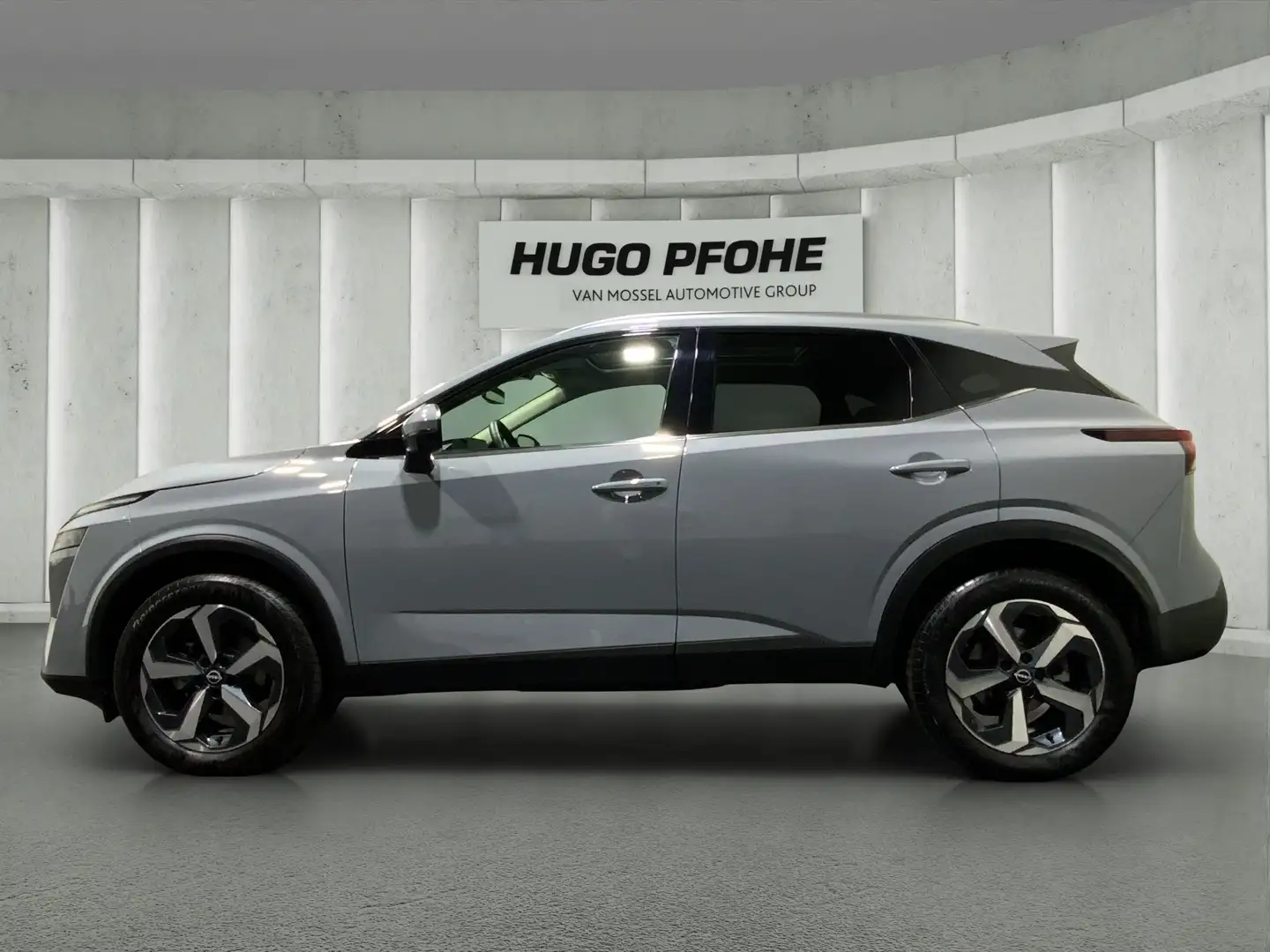 Nissan Qashqai 1.3 DIG-T N-Connecta Grau - 2