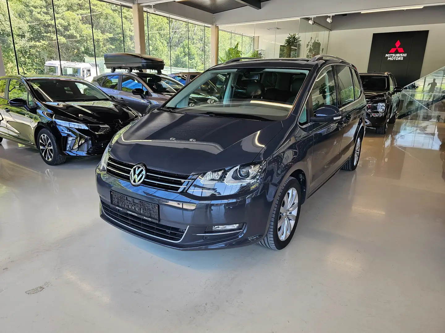 Volkswagen Sharan Sky BMT 2,0 TDI DPF Gris - 1