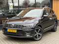 Volkswagen Tiguan 1.5 TSI IQ Drive, LED, Trekhaak, Adap. Cruise, Hea Zwart - thumbnail 2