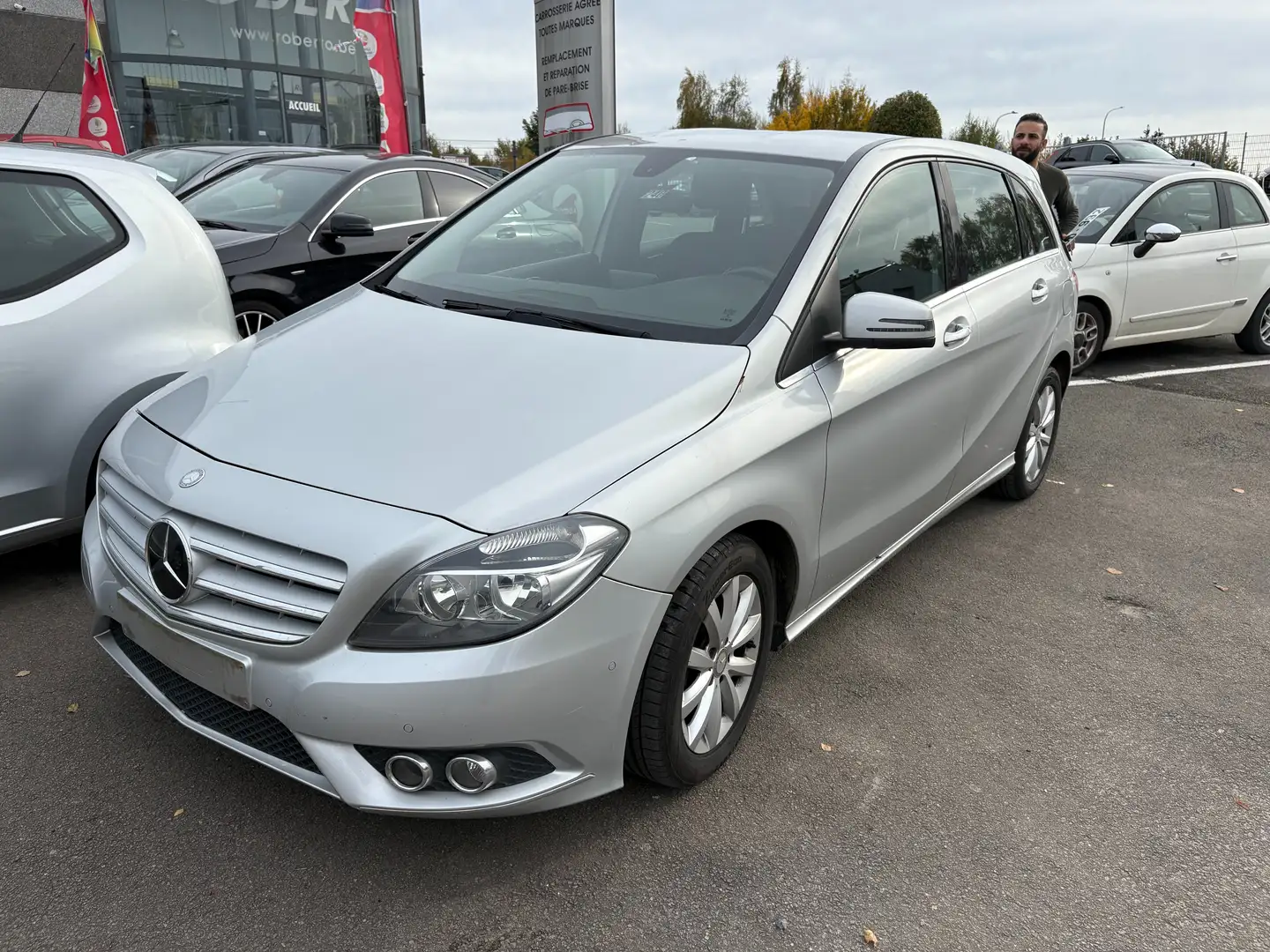 Mercedes-Benz B 180 B 180 d Gris - 2