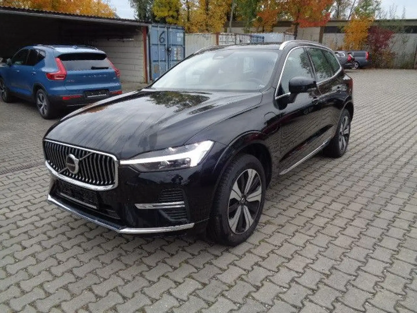 Volvo XC60 Inscription Recharge Plug-In Hybrid AWD Schwarz - 1