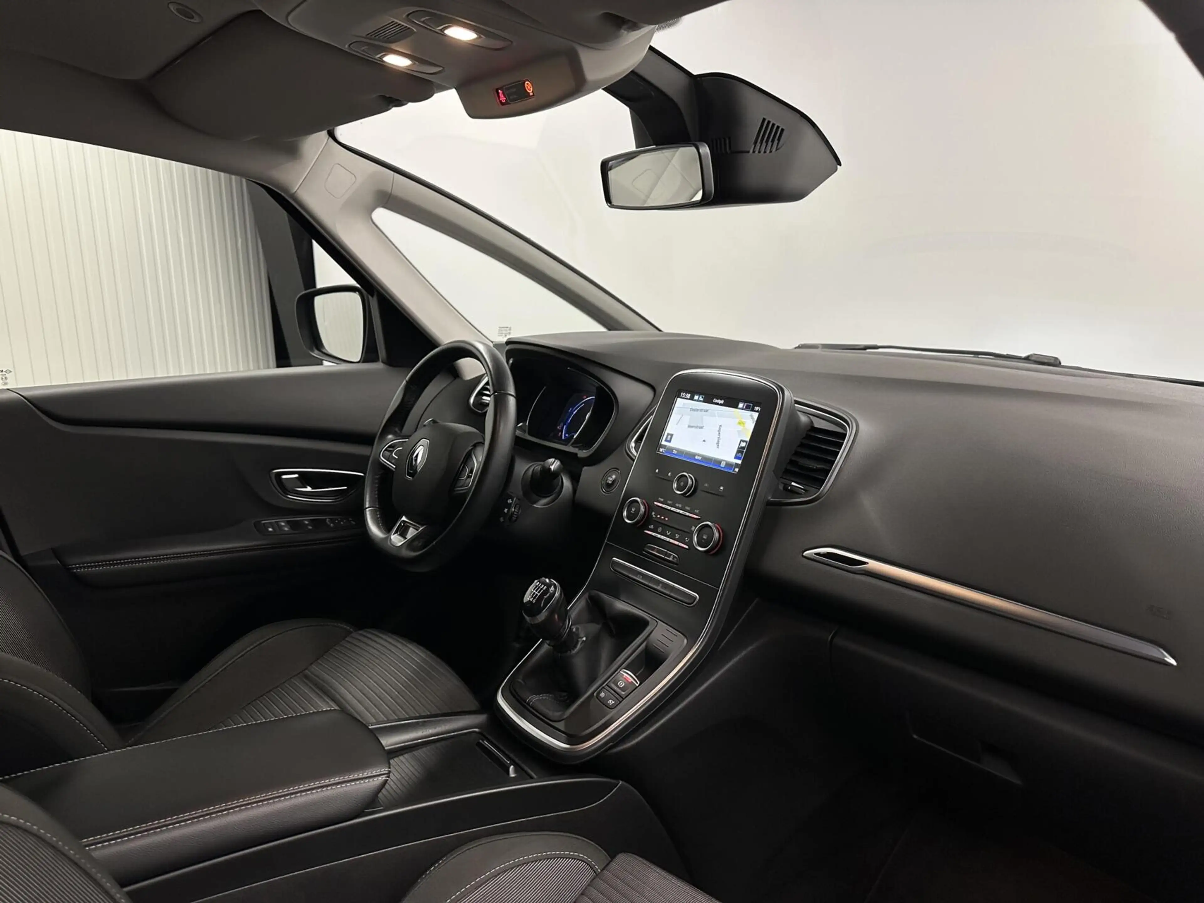 Renault Scenic 1.3 TCe Zen CARPLAY CRUISE 104.000 KM LM — photo 15