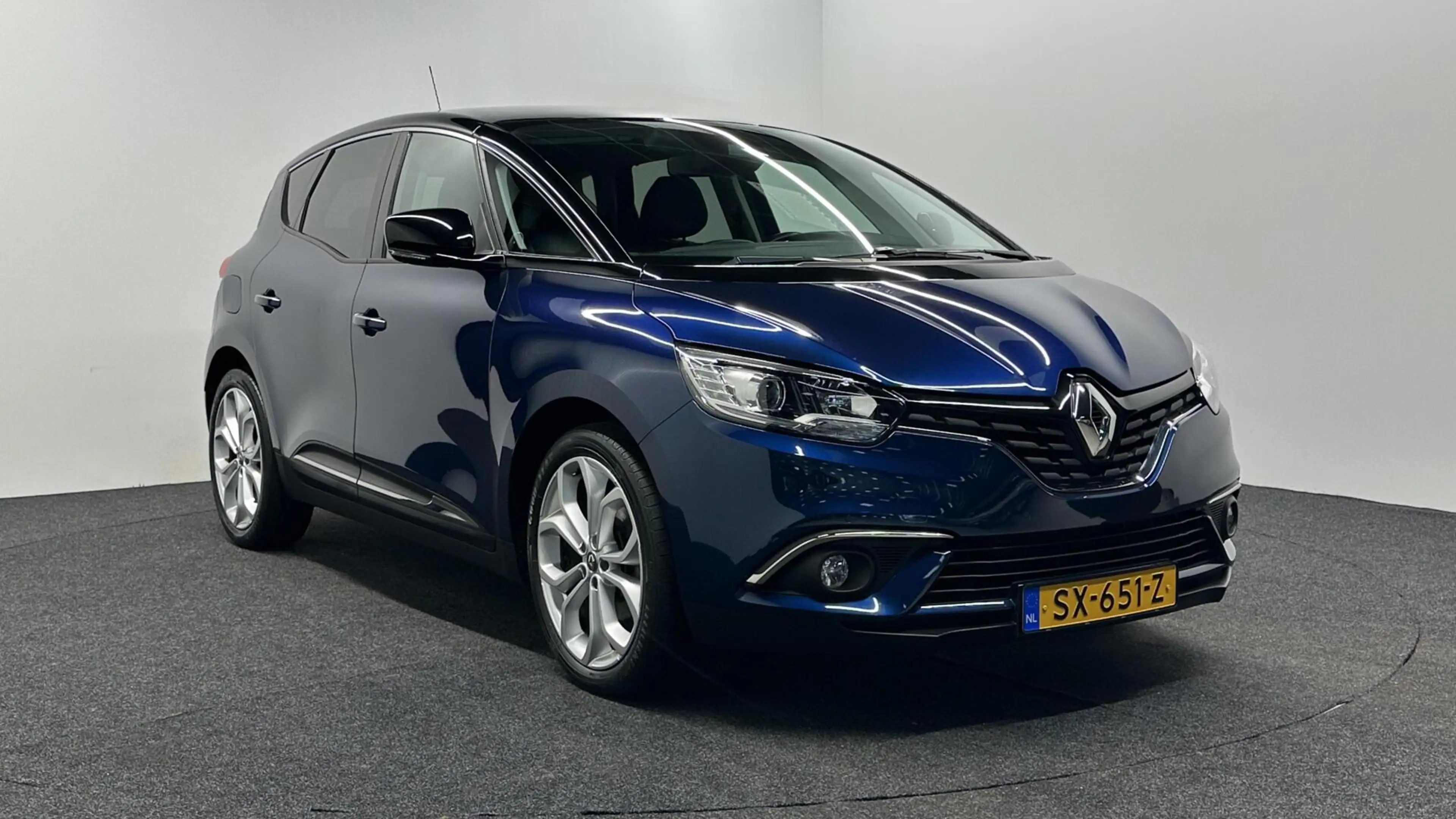 Renault Scenic 1.3 TCe Zen CARPLAY CRUISE 104.000 KM LM — photo 3