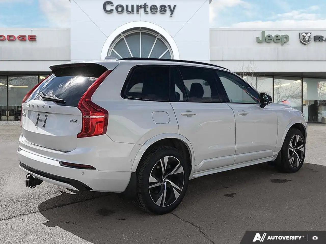Volvo XC90 снимка Volvo XC90