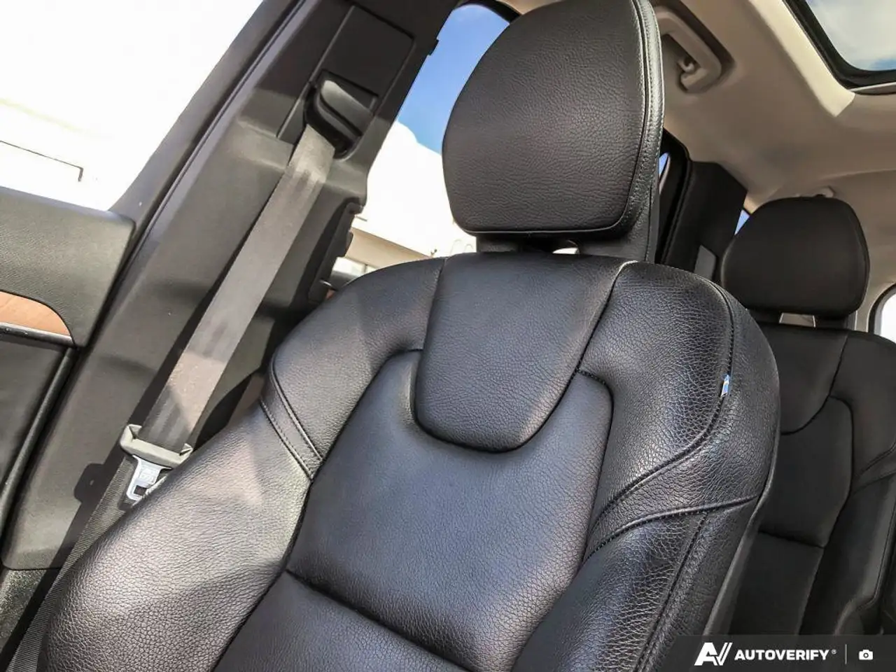 Volvo XC90 снимка Volvo XC90