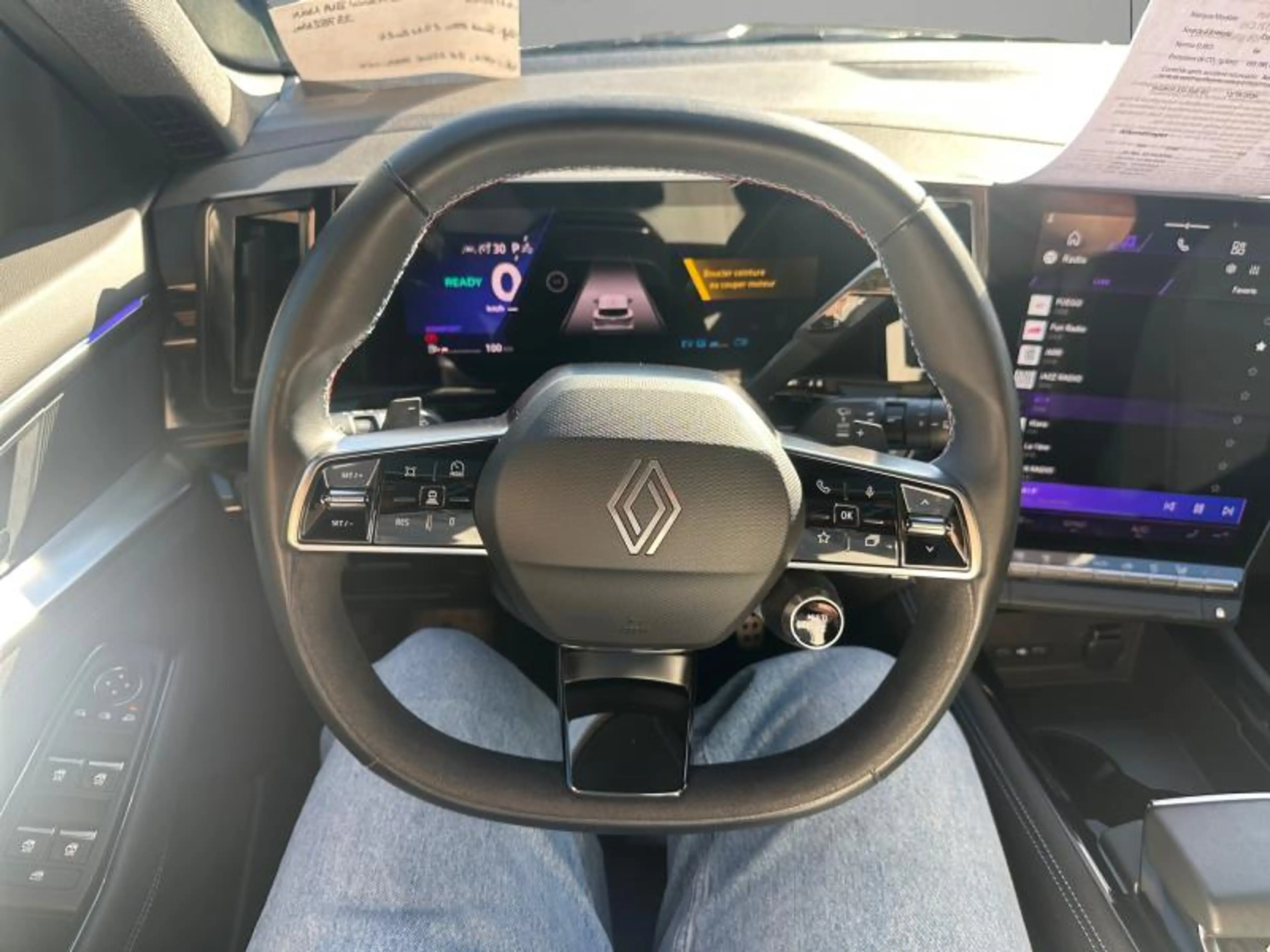 Renault Austral 1.2 Hybride 131cv Noir 33752km 11/24 Automatique — photo 11