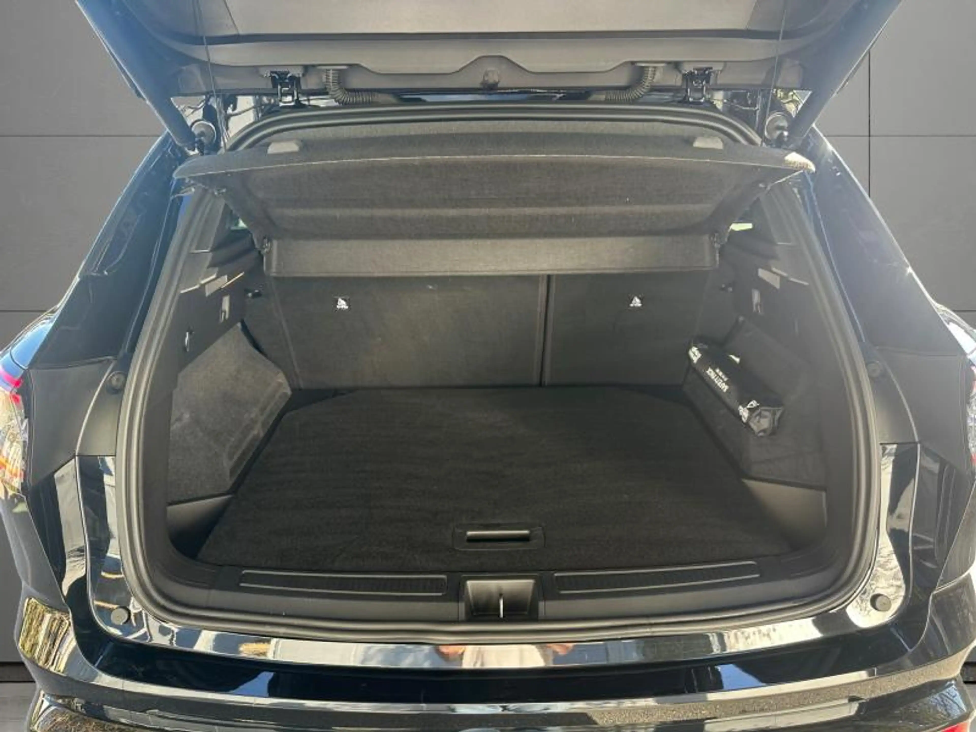 Renault Austral 1.2 Hybride 131cv Noir 33752km 11/24 Automatique — photo 6