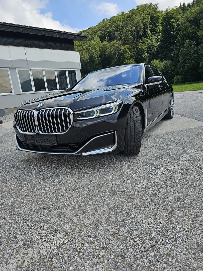 BMW 740 740Ld xDrive Aut. Braun - 2