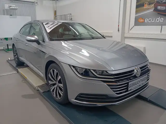 Volkswagen Arteon 2.0 TSI Elegance mit Winterrädern