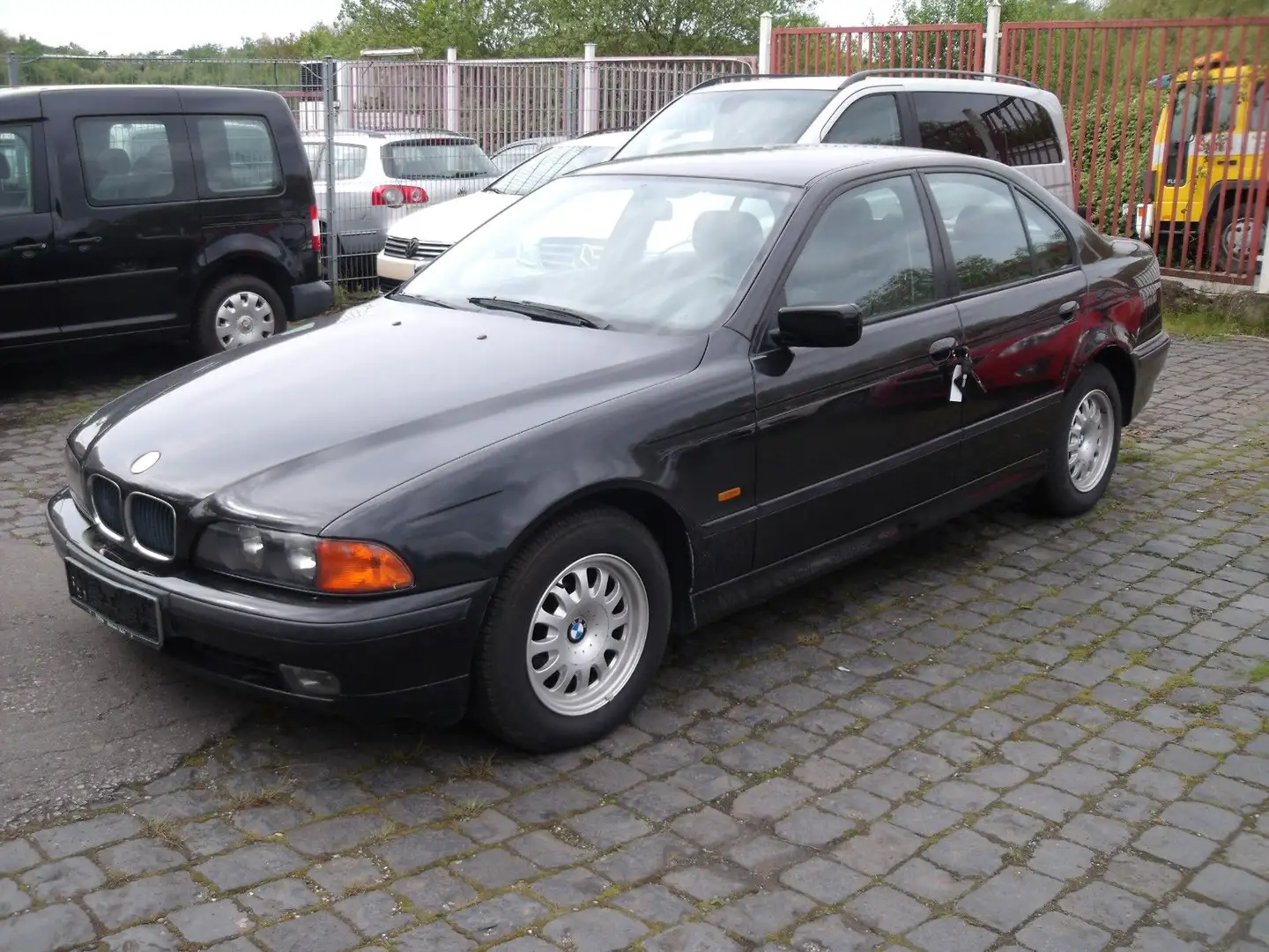 BMW 520 i Czarny - 1