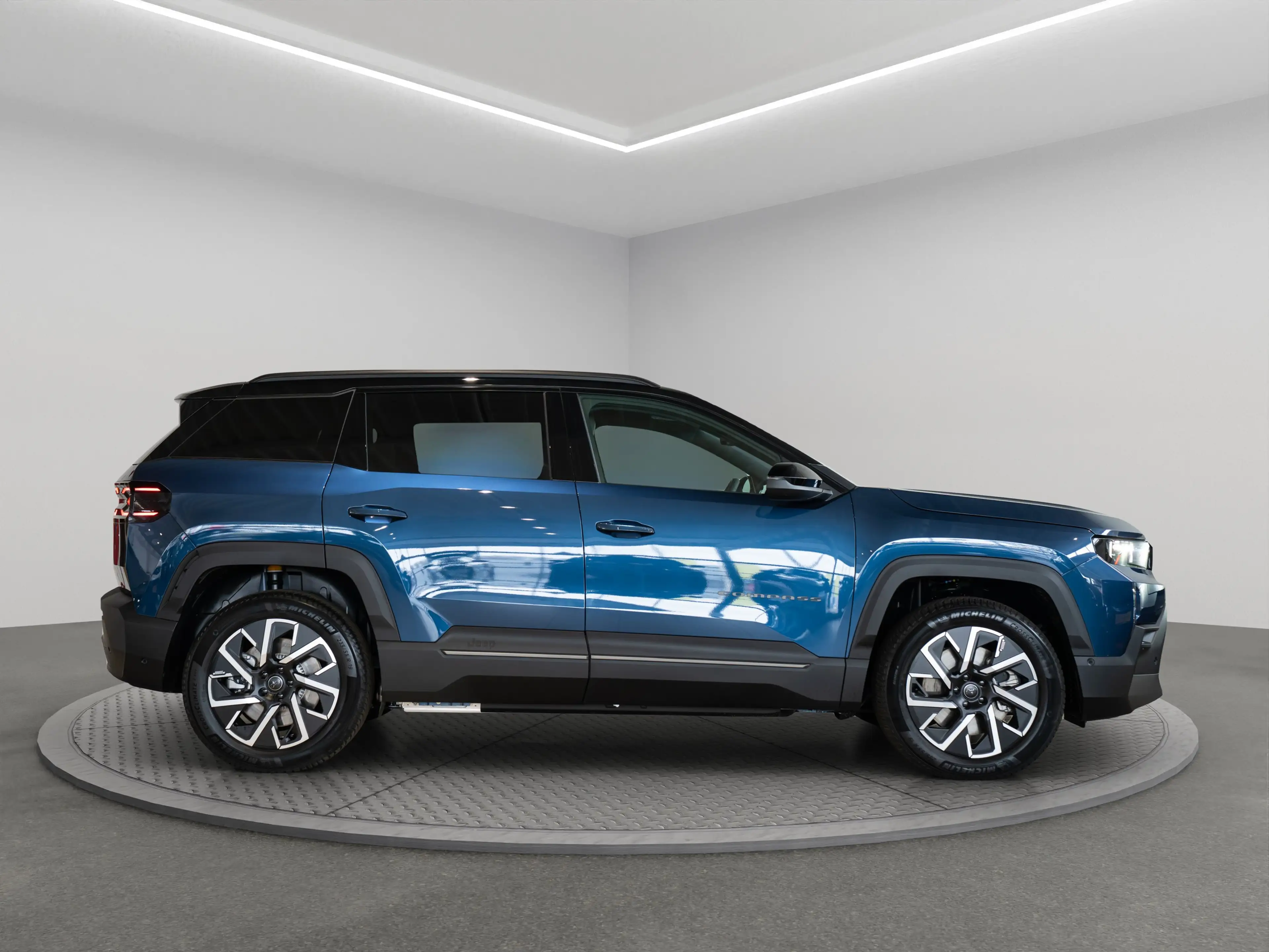 Jeep Compass First Edition 74 kWh Tot 8 Jaar Garantie! | Premiu — photo 3