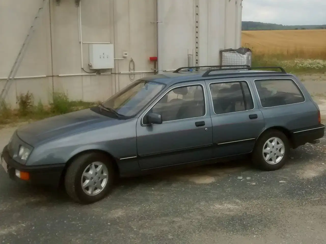 Ford Sierra Ghia 4x4 Turnier - 2,8i V6 - Klimaanlage, foto 6