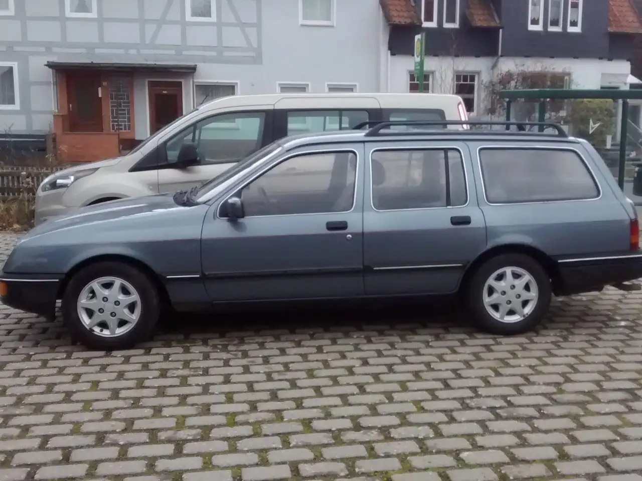 Ford Sierra Ghia 4x4 Turnier - 2,8i V6 - Klimaanlage, foto 10