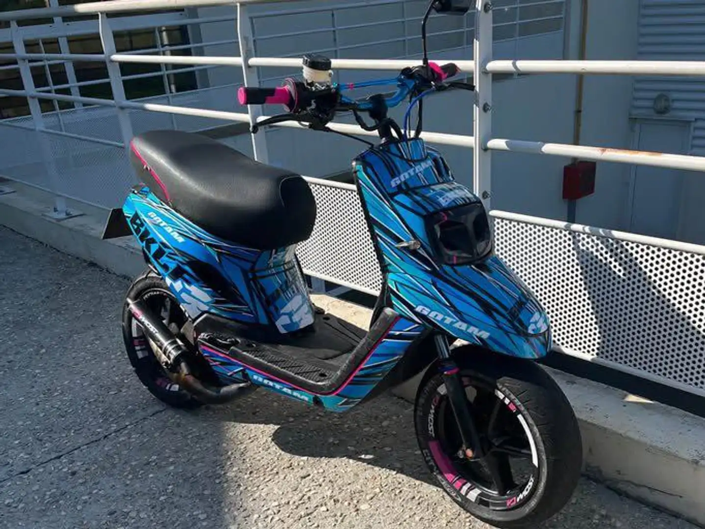 MBK Booster Bleu - 2
