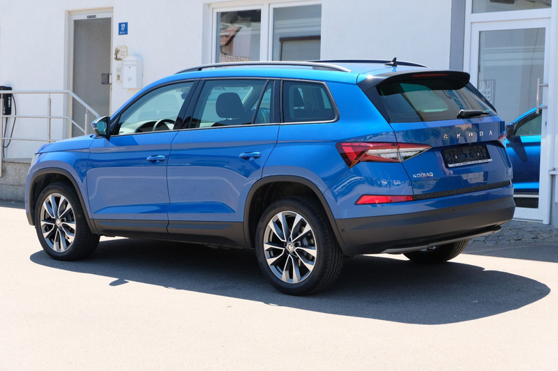 Skoda Kodiaq 2.0l TDI DSG TOUR ACC MATRIX AHK — photo 9