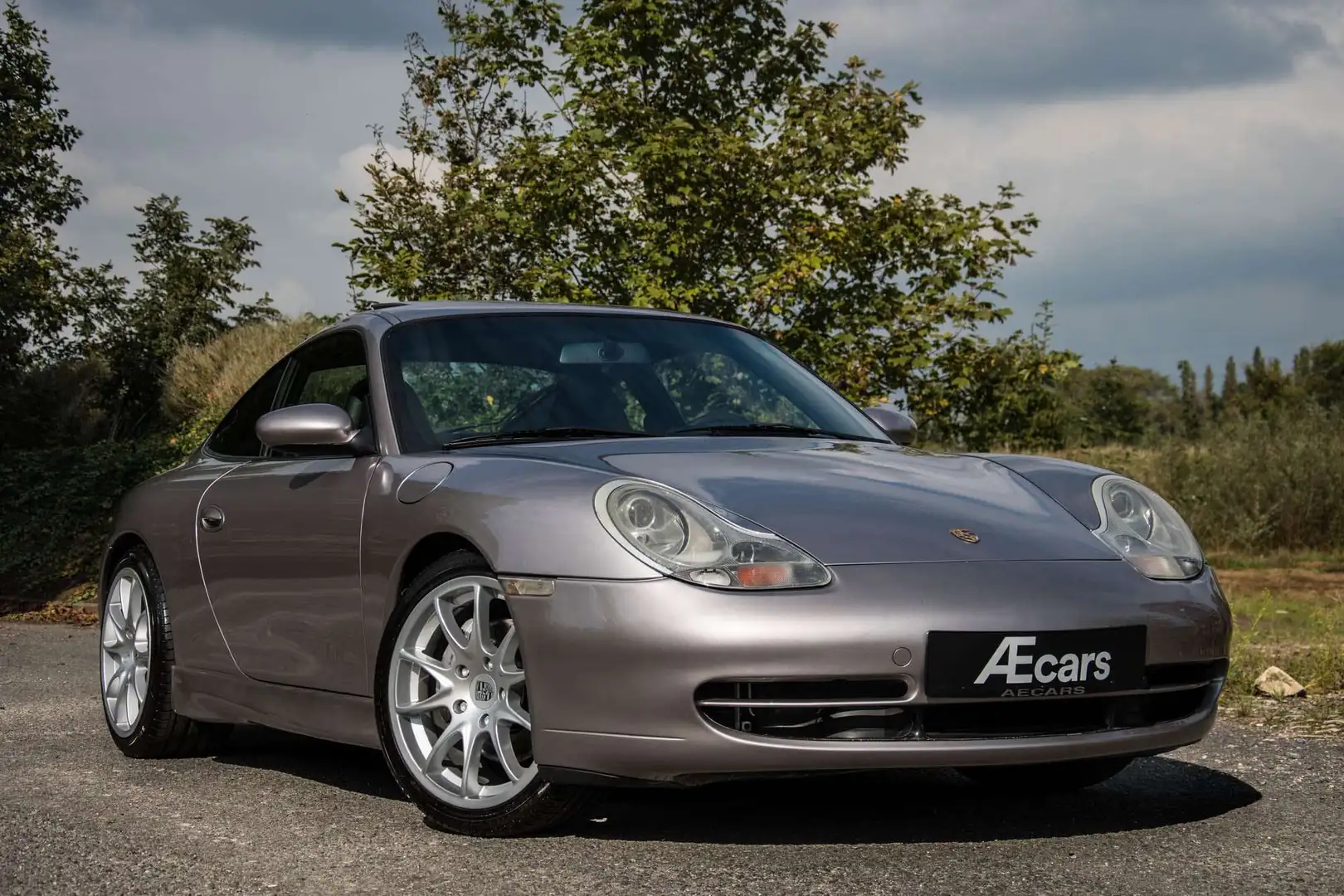 Porsche 996 911 4 ***TIPTRONIC / SLIDING ROOF / BELGIAN CAR*** Argent - 2