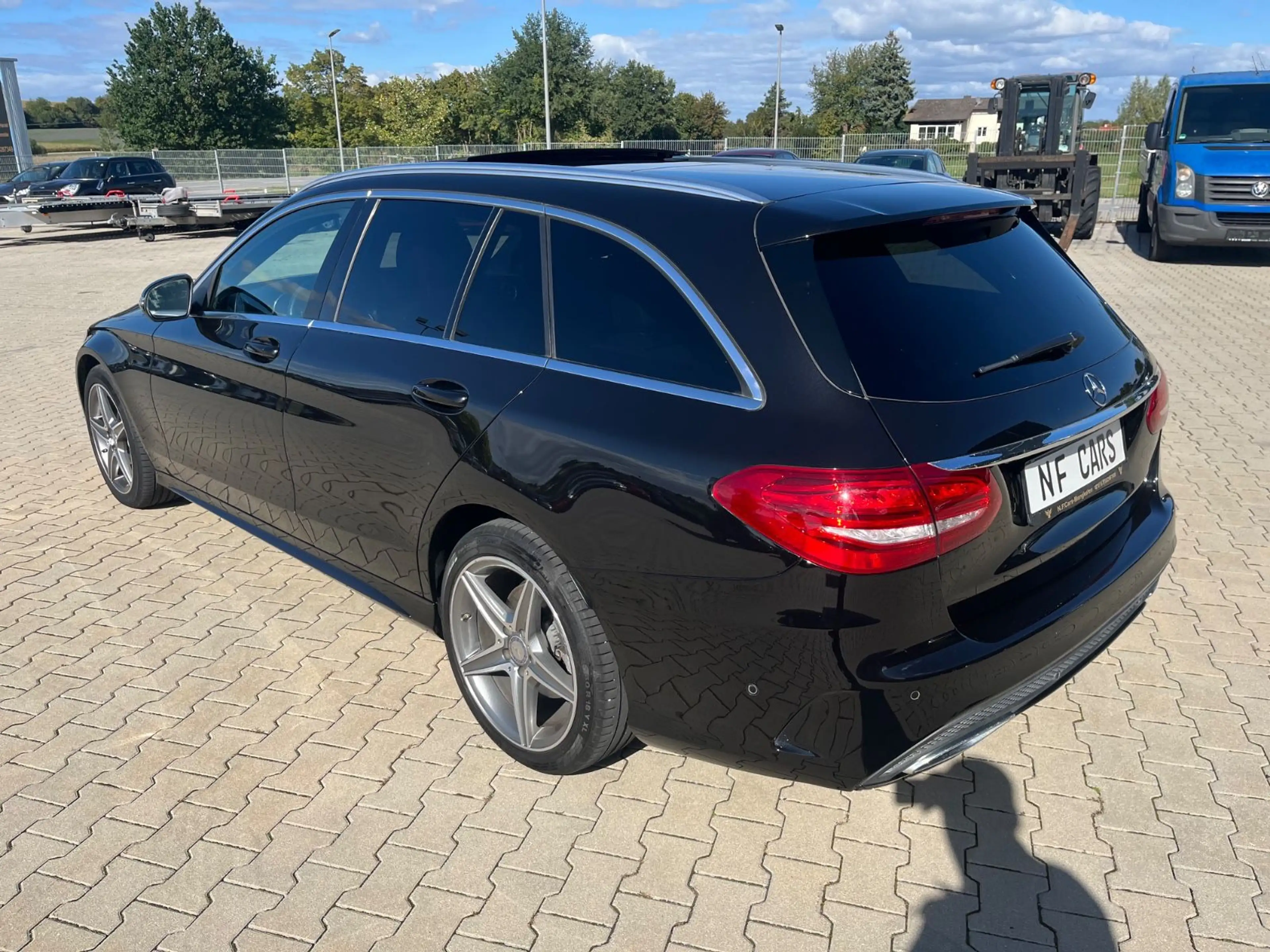 Mercedes-Benz C 250 d BlueTec 4-Matic AMG LED Navi Leder — photo 8